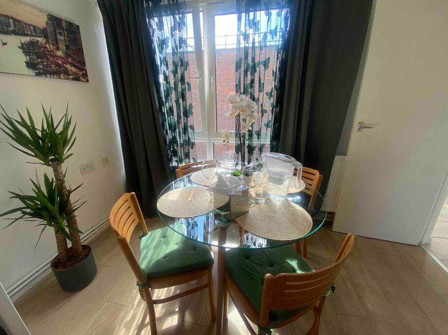 Apt 2/4People Archway/Holloway Лондон Екстер'єр фото