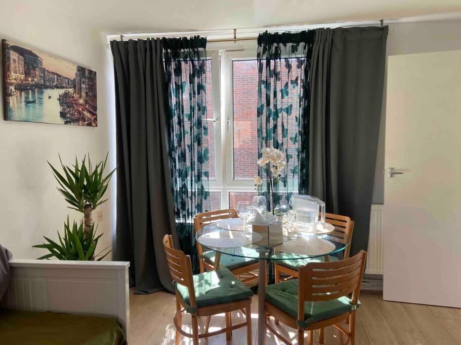 Apt 2/4People Archway/Holloway Лондон Екстер'єр фото